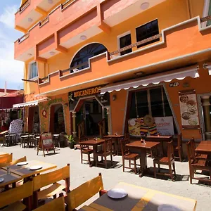 Bucaneros 3*, Isla Mujeres Mexico